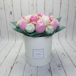 Bouquet de tulipes bougies artisanales dans pot blanc - Les Rêveries de Sofie